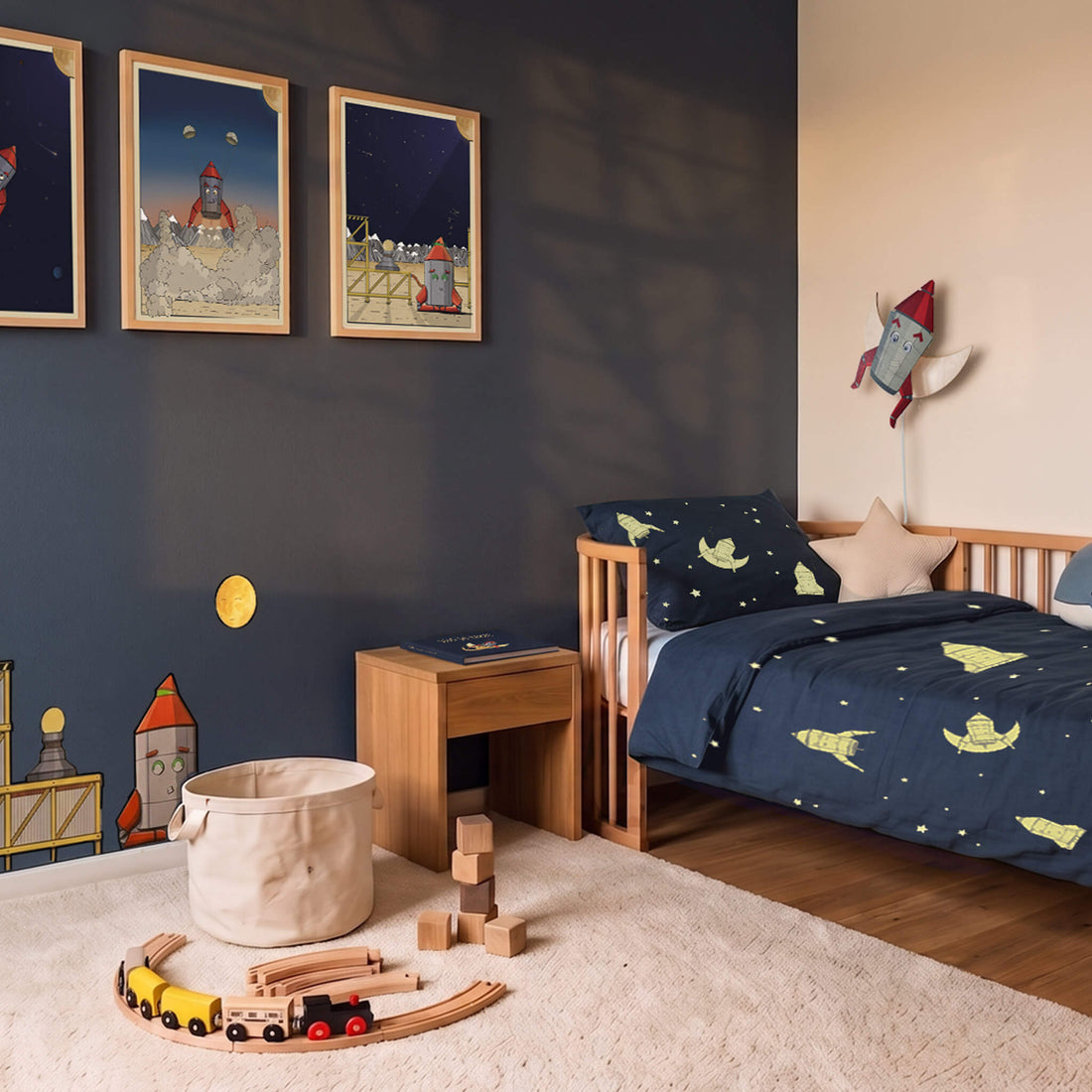 De kinderkamer indelen: Slapen in de wereld van Eno de Raket
